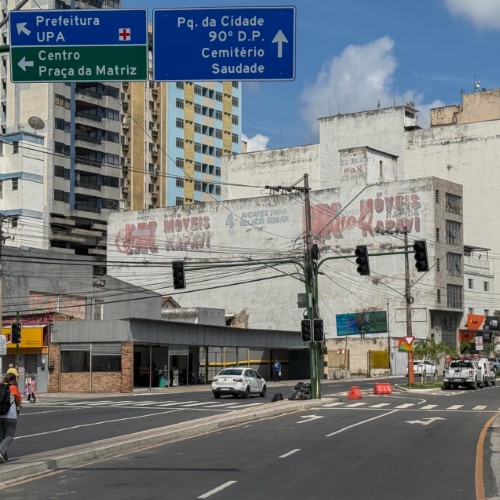 Prefeitura de Barra Mansa inicia testes em novos semáforos no Centro